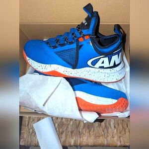 Men's And1 Basketball Shoes 8.5 With Box